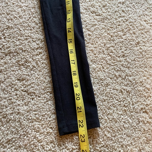 Hollister off the shoulder black top - Picture 6 of 6